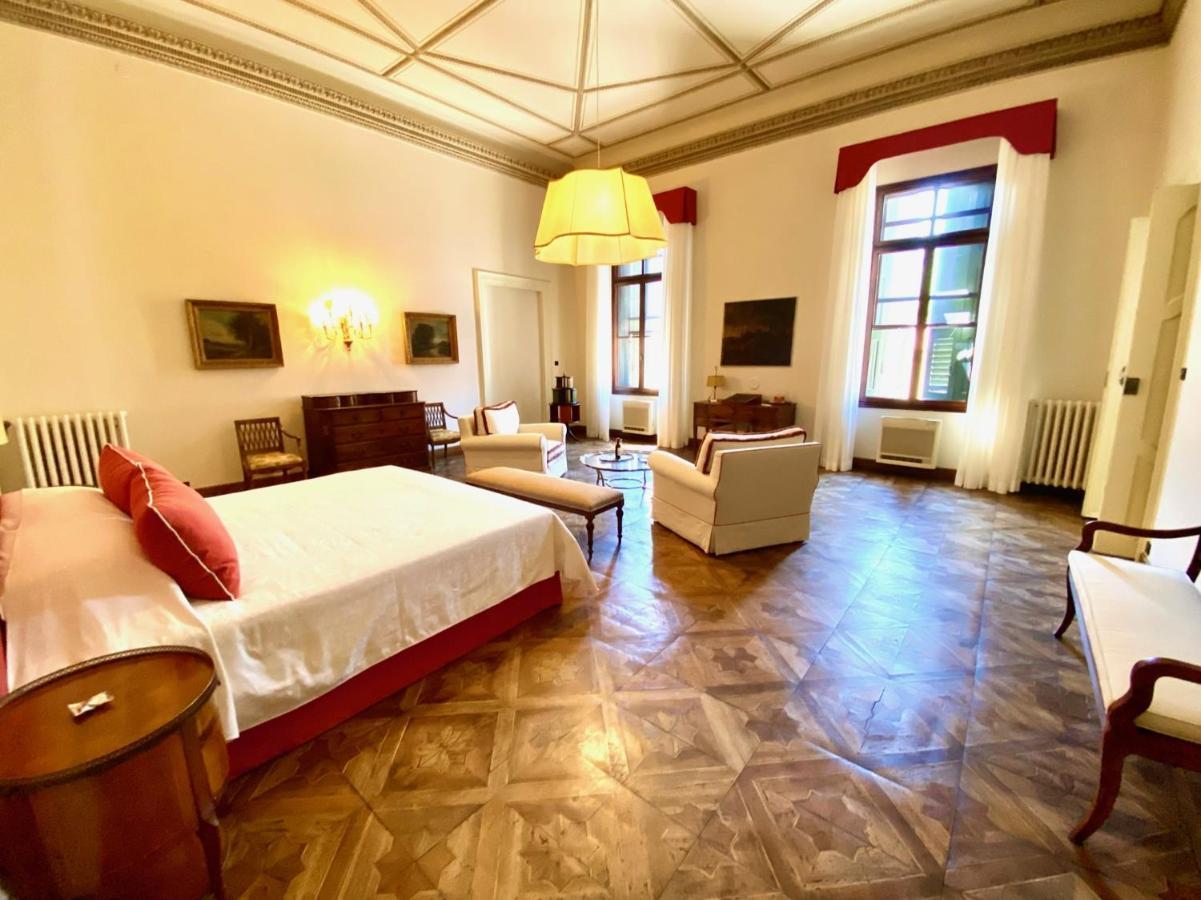 Palazzo Mantua Benavides Suites & Apartments Pádua Exterior foto